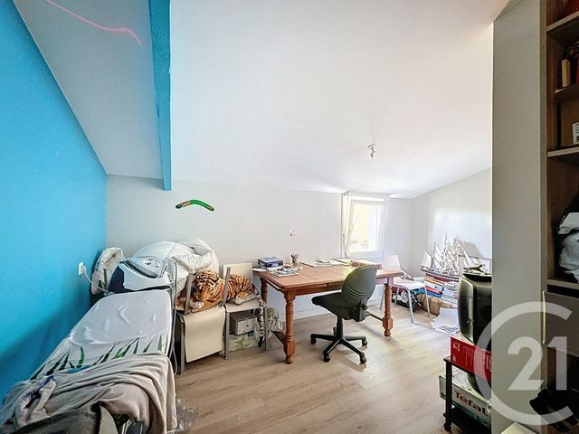 Maison &agrave; louer - 5 pi&egrave;ces - 131,45 m2 - Squiffiec - 22 - BRETAGNE