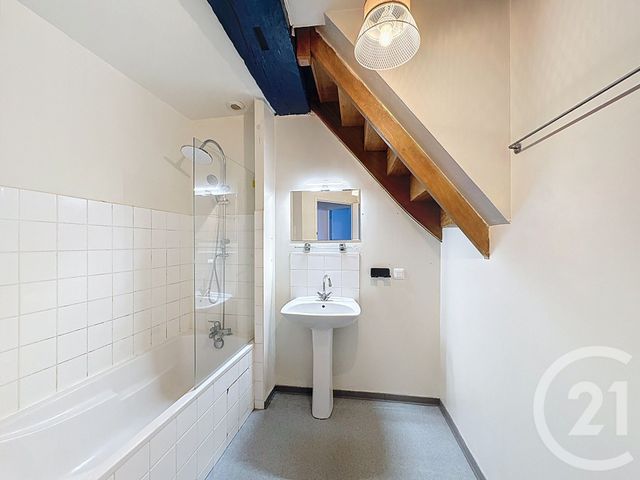 Appartement T4 à louer - 4 pièces - 72,50 m2 - Guingamp - 22 - BRETAGNE