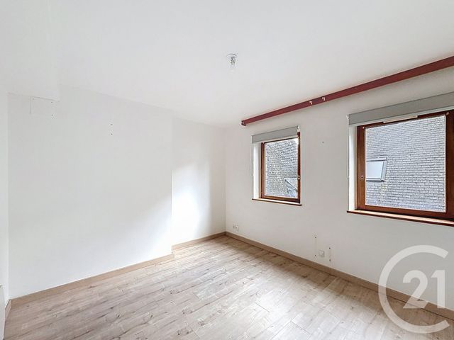 Appartement T4 à louer - 4 pièces - 72,50 m2 - Guingamp - 22 - BRETAGNE