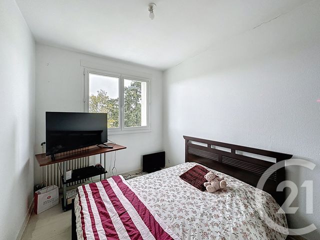 Appartement F3 à vendre - 3 pièces - 71,51 m2 - Guingamp - 22 - BRETAGNE