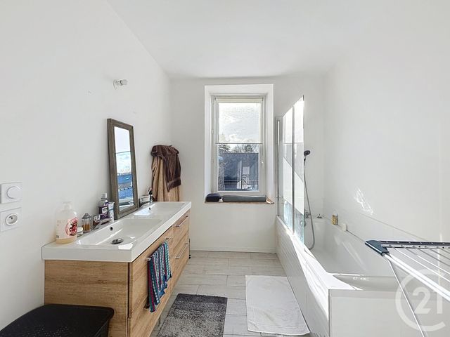 Appartement à vendre - 5 pièces - 127,30 m2 - Guingamp - 22 - BRETAGNE