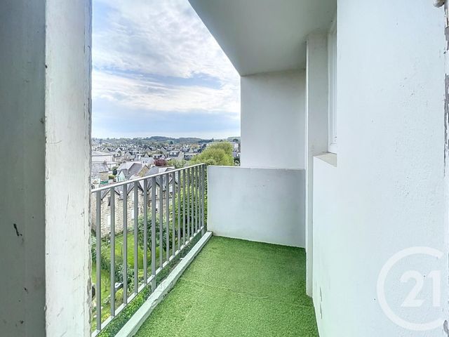 Appartement T4 à louer - 4 pièces - 65,72 m2 - Guingamp - 22 - BRETAGNE