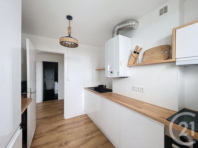 Appartement T4 à louer - 4 pièces - 65,72 m2 - Guingamp - 22 - BRETAGNE