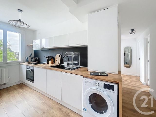 Appartement T4 &agrave; louer - 4 pi&egrave;ces - 61,11 m2 - Guingamp - 22 - BRETAGNE