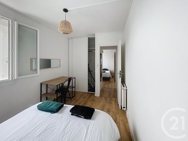 Appartement T4 &agrave; louer - 4 pi&egrave;ces - 61,11 m2 - Guingamp - 22 - BRETAGNE