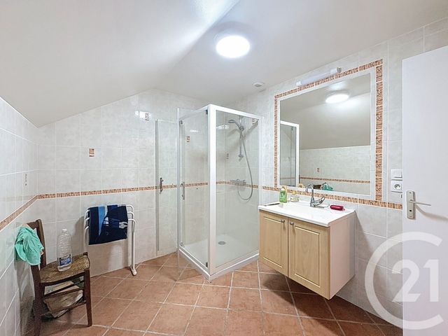 Maison &agrave; louer - 4 pi&egrave;ces - 83,56 m2 - Begard - 22 - BRETAGNE