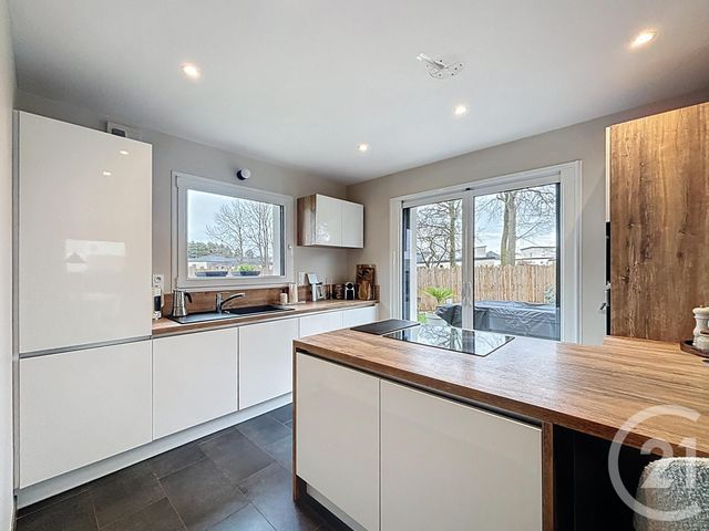 Maison &agrave; vendre - 6 pi&egrave;ces - 155,07 m2 - Ploumagoar - 22 - BRETAGNE