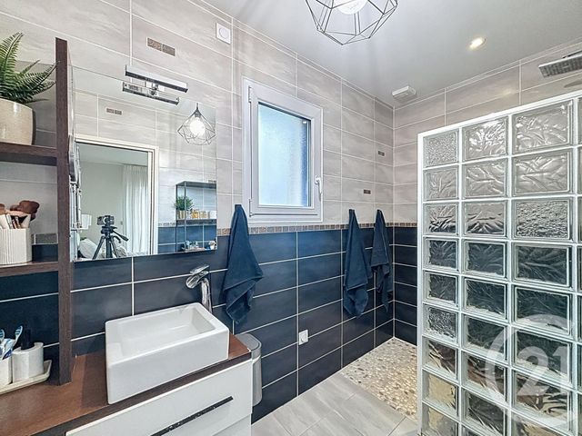 Maison &agrave; vendre - 6 pi&egrave;ces - 155,07 m2 - Ploumagoar - 22 - BRETAGNE