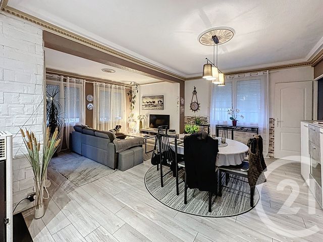 Maison &agrave; vendre - 4 pi&egrave;ces - 97 m2 - Guingamp - 22 - BRETAGNE