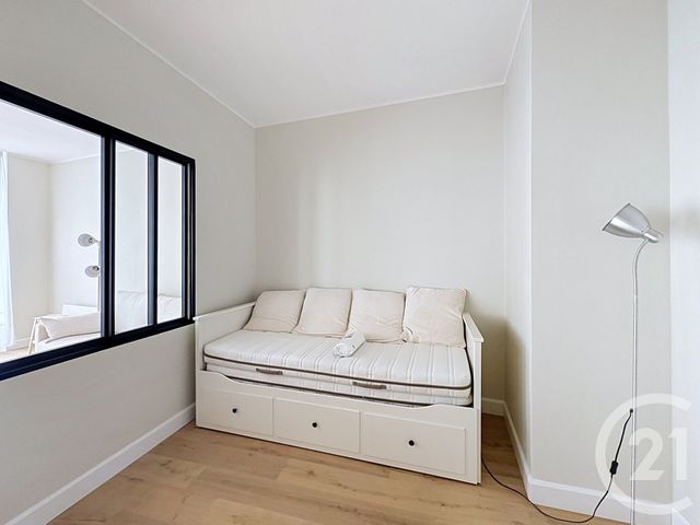 Appartement F2 bis &agrave; louer - 3 pi&egrave;ces - 76,44 m2 - Guingamp - 22 - BRETAGNE