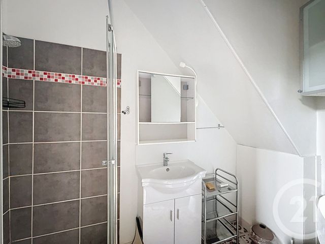 Appartement Studio &agrave; louer - 1 pi&egrave;ce - 19,60 m2 - Guingamp - 22 - BRETAGNE