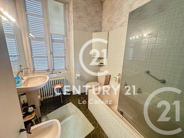 Maison &agrave; vendre - 6 pi&egrave;ces - 121,86 m2 - Guingamp - 22 - BRETAGNE