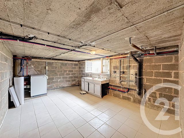 Maison &agrave; louer - 3 pi&egrave;ces - 59,06 m2 - Louargat - 22 - BRETAGNE