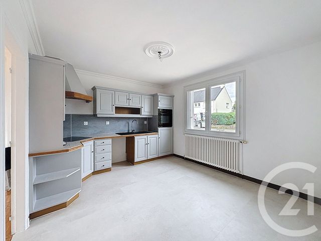 Maison &agrave; louer - 3 pi&egrave;ces - 59,06 m2 - Louargat - 22 - BRETAGNE