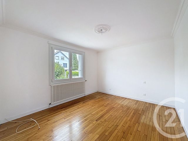 Maison &agrave; louer - 3 pi&egrave;ces - 59,06 m2 - Louargat - 22 - BRETAGNE