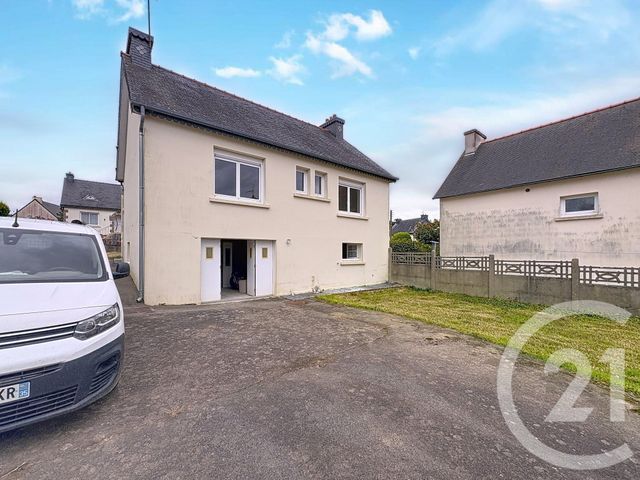 Maison &agrave; louer - 3 pi&egrave;ces - 59,06 m2 - Louargat - 22 - BRETAGNE
