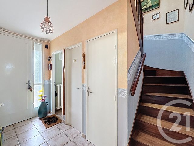 Maison &agrave; louer - 4 pi&egrave;ces - 95,65 m2 - Pontrieux - 22 - BRETAGNE