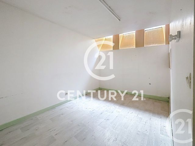 Maison &agrave; vendre - 8 pi&egrave;ces - 88 m2 - Bourbriac - 22 - BRETAGNE