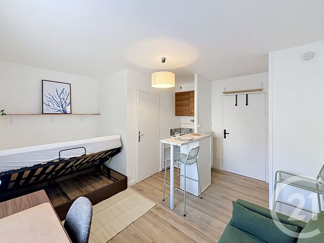 Appartement Studio &agrave; louer - 1 pi&egrave;ce - 17,17 m2 - Guingamp - 22 - BRETAGNE