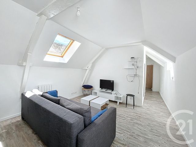 Appartement T3 &agrave; louer - 3 pi&egrave;ces - 50,17 m2 - Guingamp - 22 - BRETAGNE