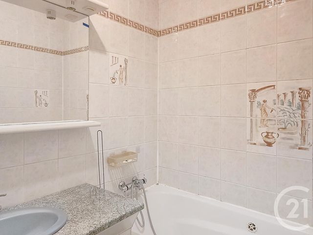 Maison &agrave; louer - 5 pi&egrave;ces - 123 m2 - Pontrieux - 22 - BRETAGNE