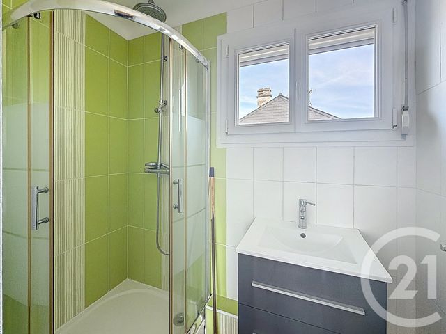 Maison &agrave; vendre - 5 pi&egrave;ces - 83,44 m2 - Guingamp - 22 - BRETAGNE