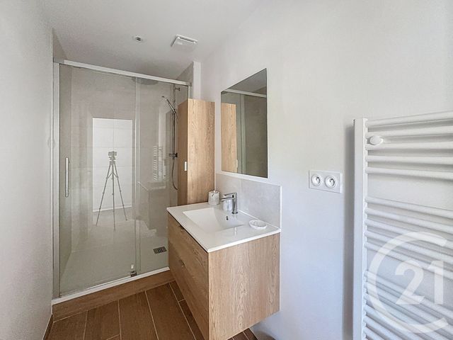 Appartement F5 &agrave; vendre - 5 pi&egrave;ces - 90 m2 - Guingamp - 22 - BRETAGNE