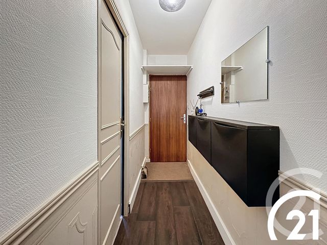 Appartement T1 &agrave; louer - 1 pi&egrave;ce - 34 m2 - Guingamp - 22 - BRETAGNE