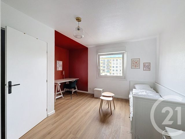 Appartement Studio &agrave; louer - 1 pi&egrave;ce - 18,30 m2 - Guingamp - 22 - BRETAGNE