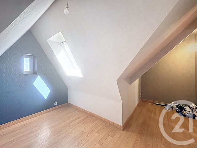 Maison &agrave; louer - 5 pi&egrave;ces - 93,50 m2 - Ploumagoar - 22 - BRETAGNE