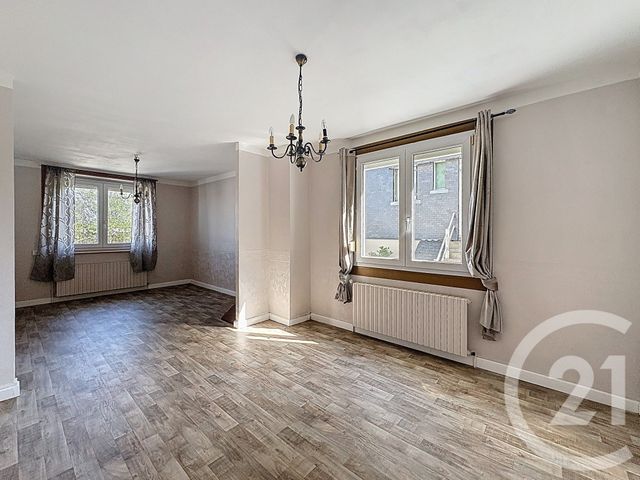 Maison &agrave; louer - 5 pi&egrave;ces - 93,50 m2 - Ploumagoar - 22 - BRETAGNE