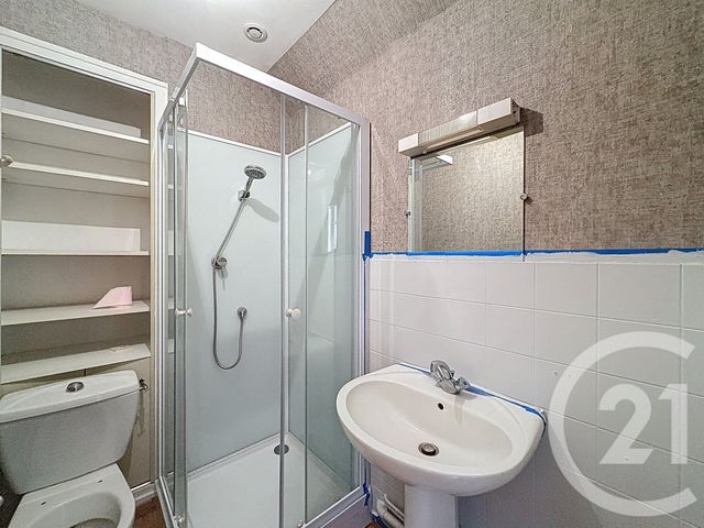 Maison &agrave; louer - 5 pi&egrave;ces - 93,50 m2 - Ploumagoar - 22 - BRETAGNE