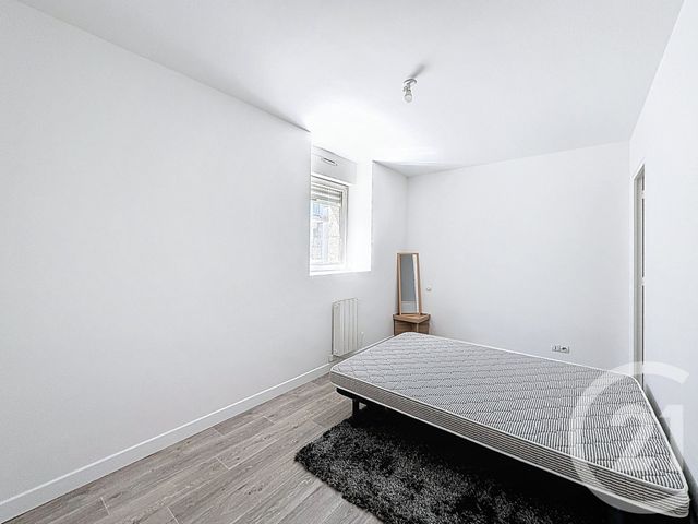 Appartement T2 &agrave; louer - 2 pi&egrave;ces - 32,90 m2 - Guingamp - 22 - BRETAGNE