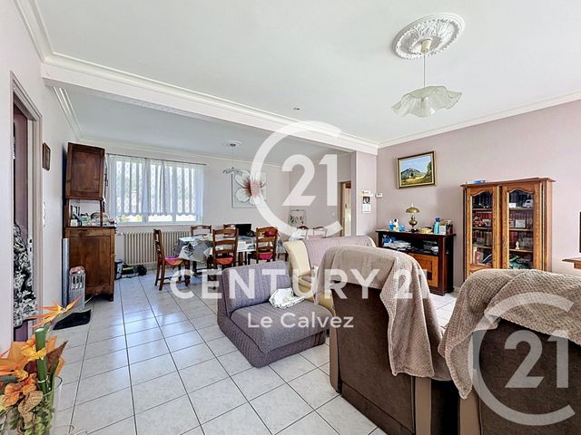 Maison &agrave; vendre - 6 pi&egrave;ces - 133,68 m2 - Bourbriac - 22 - BRETAGNE