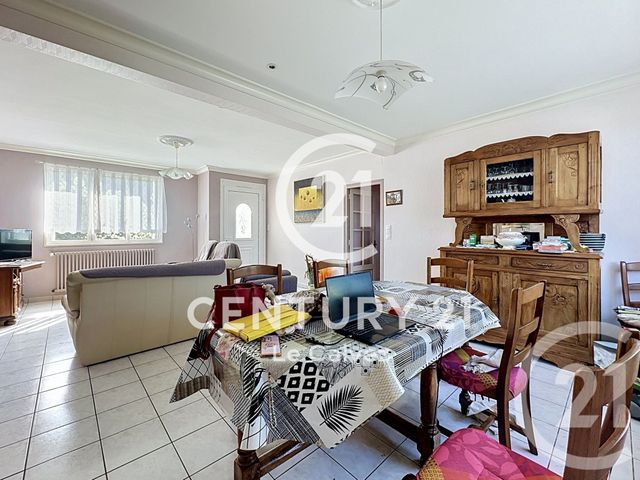 Maison &agrave; vendre - 6 pi&egrave;ces - 133,68 m2 - Bourbriac - 22 - BRETAGNE