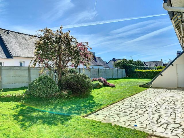 Maison &agrave; louer - 7 pi&egrave;ces - 115 m2 - Ploumagoar - 22 - BRETAGNE