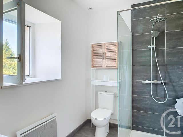 Maison &agrave; louer - 3 pi&egrave;ces - 67,32 m2 - St Gilles Les Bois - 22 - BRETAGNE