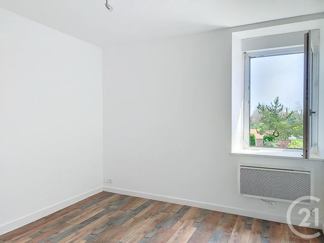 Maison &agrave; louer - 3 pi&egrave;ces - 67,32 m2 - St Gilles Les Bois - 22 - BRETAGNE