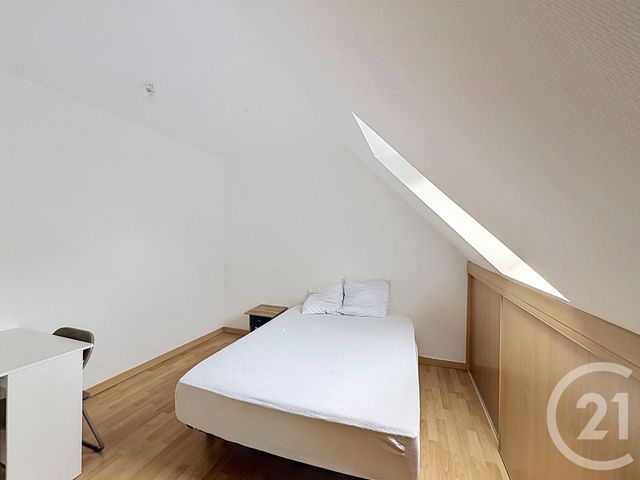 Appartement T4 &agrave; louer - 4 pi&egrave;ces - 55 m2 - Lanrodec - 22 - BRETAGNE