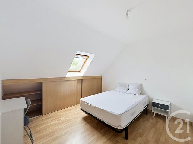 Appartement T4 &agrave; louer - 4 pi&egrave;ces - 55 m2 - Lanrodec - 22 - BRETAGNE