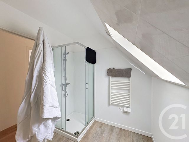 Appartement T4 &agrave; louer - 4 pi&egrave;ces - 55 m2 - Lanrodec - 22 - BRETAGNE