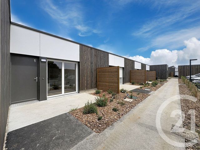 Maison &agrave; louer - 2 pi&egrave;ces - 39 m2 - Plouagat - 22 - BRETAGNE