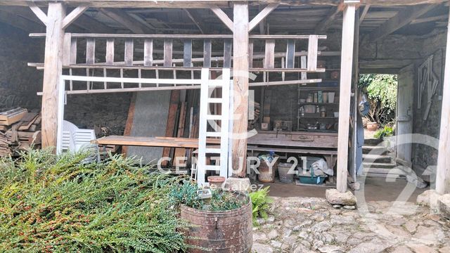 Maison &agrave; vendre - 4 pi&egrave;ces - 166,35 m2 - Bourbriac - 22 - BRETAGNE