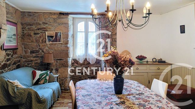 Maison &agrave; vendre - 4 pi&egrave;ces - 166,35 m2 - Bourbriac - 22 - BRETAGNE