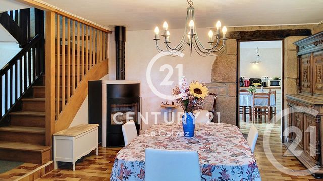 Maison &agrave; vendre - 4 pi&egrave;ces - 166,35 m2 - Bourbriac - 22 - BRETAGNE