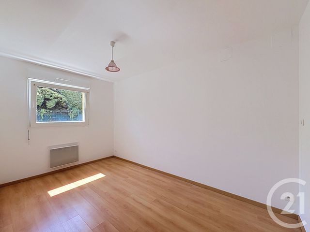 Maison &agrave; louer - 4 pi&egrave;ces - 75 m2 - Pommerit Le Vicomte - 22 - BRETAGNE