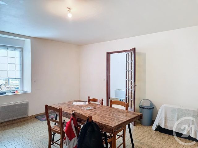 Maison &agrave; louer - 5 pi&egrave;ces - 95,70 m2 - Lanrodec - 22 - BRETAGNE