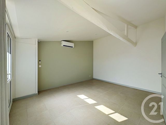 Maison &agrave; louer - 1 pi&egrave;ce - 27,90 m2 - Guingamp - 22 - BRETAGNE