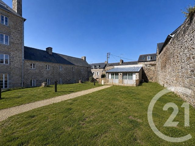 Maison &agrave; louer - 1 pi&egrave;ce - 27,90 m2 - Guingamp - 22 - BRETAGNE