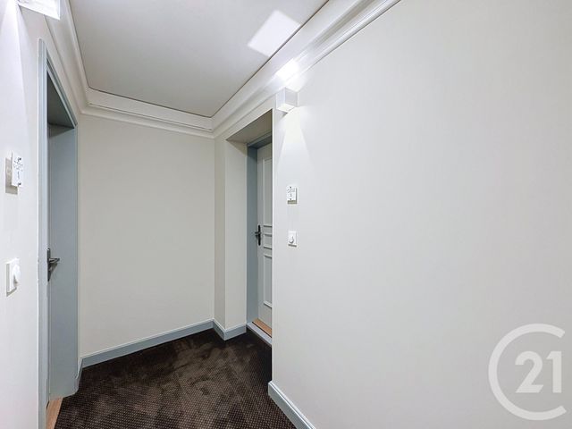 Appartement Studio &agrave; louer - 1 pi&egrave;ce - 33,37 m2 - Guingamp - 22 - BRETAGNE